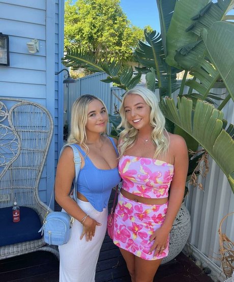 Arlea pretty model pics