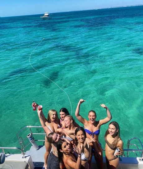 Arlea model nice pic