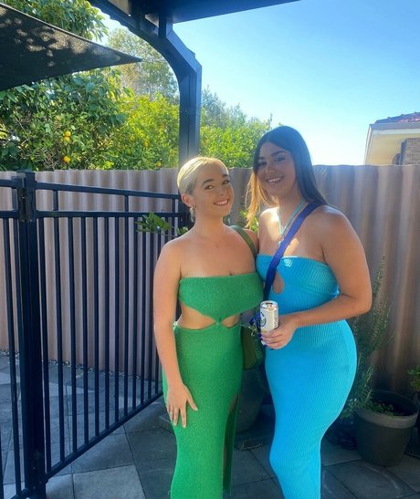 Arlea model beautiful pics