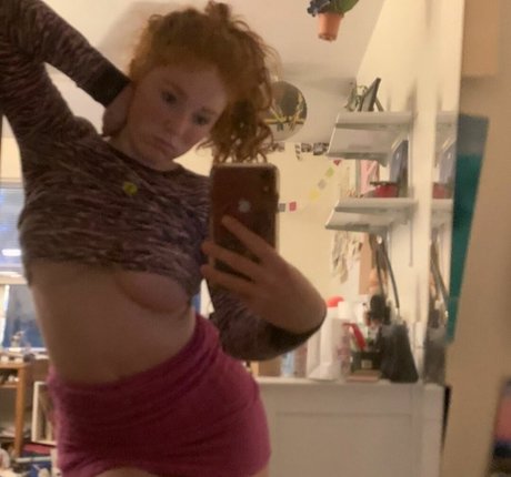 Kenziemahar star adult images