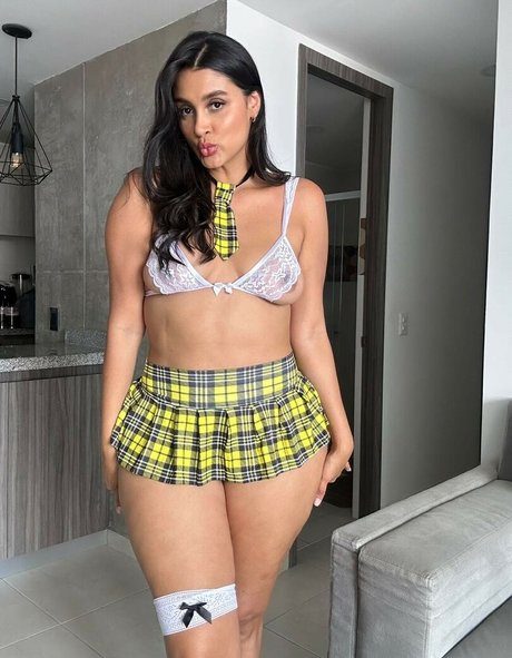 Andreaguti nudes actress photos