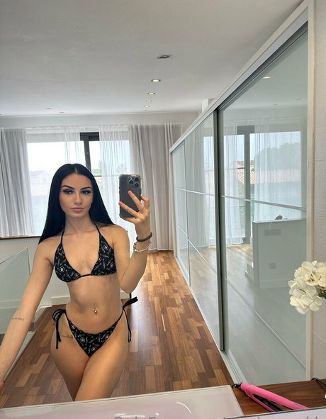 mariana skk star nice pic