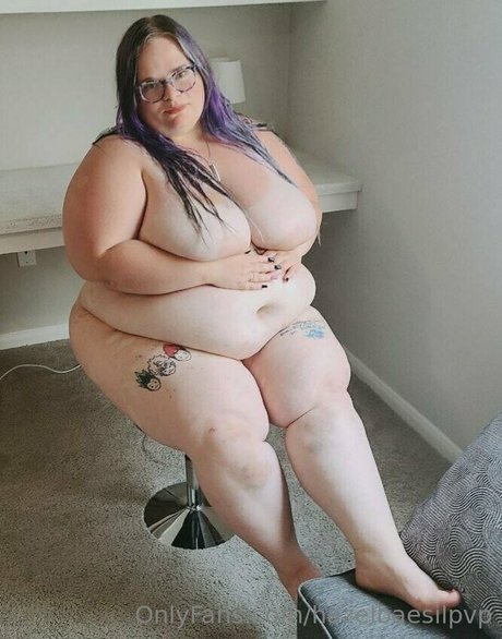 hazelbaesilpvp pornstar nude picture