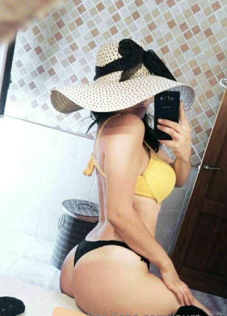 laura 62 art star images