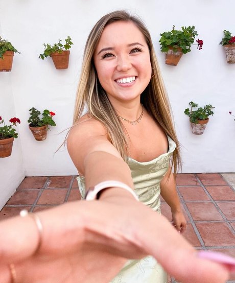 Alina Bitter star pornographic photo