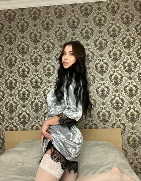 elizabeth natural sex model galleries