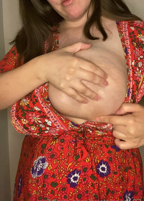 bustybecca92 beautiful model gallery