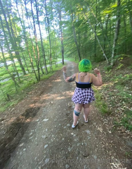 brattytreestar sexy star galleries