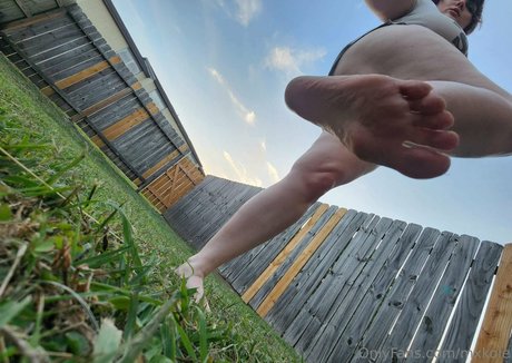 remifree model naked pictures