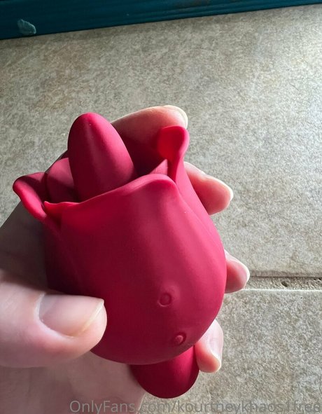 kourtneykhaos1free model adult image