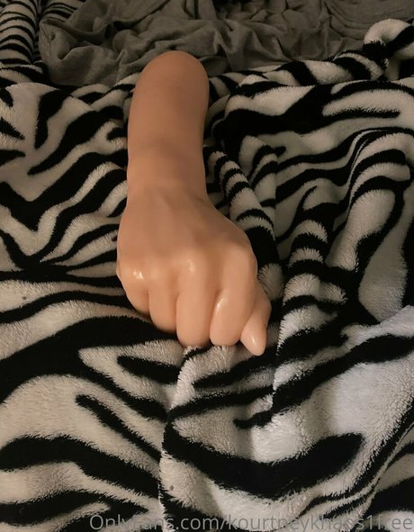 kourtneykhaos1free model nice photo