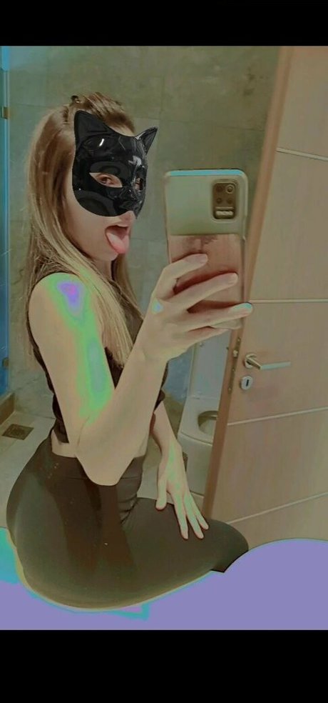 gatalina11 art actress pic