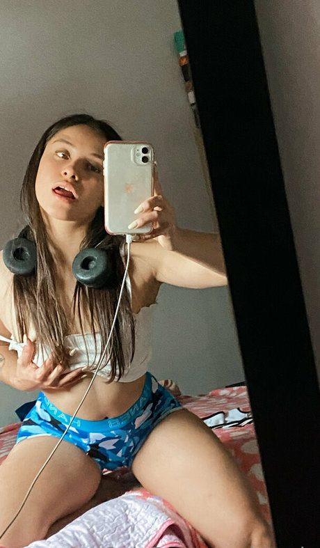 georlu top star image