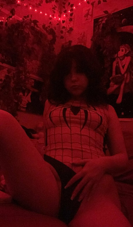 hellokittyjoint model nude photo