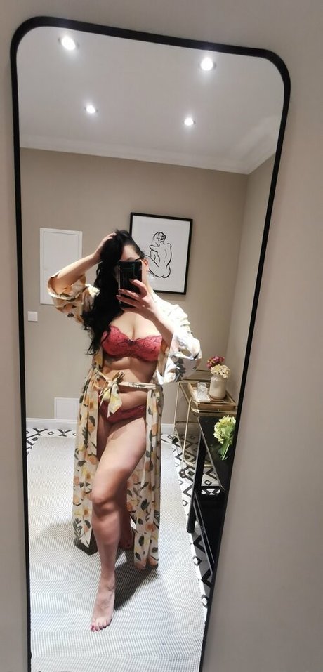 truestellablue model perfect photo