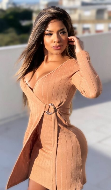 Jessica Apolinario erotic actress galleries