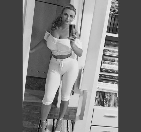 Berina Fati beautiful actress pictures