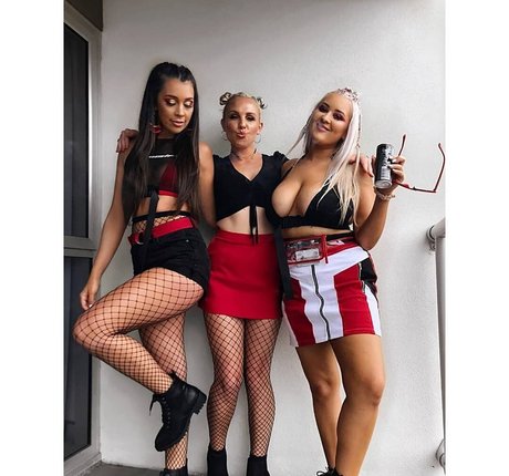 Aimee Young free star pics