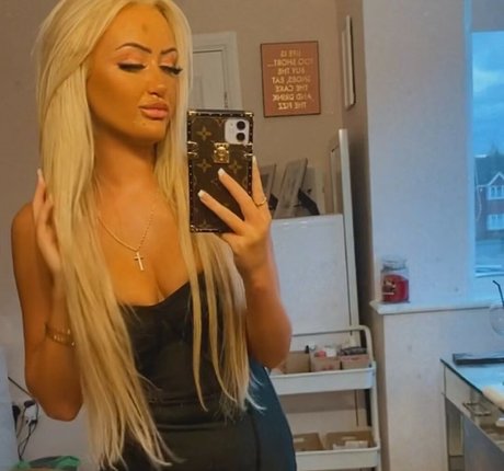 Lily Mcalpine star high quality archive