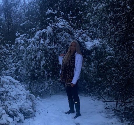 Lily Mcalpine model best archive