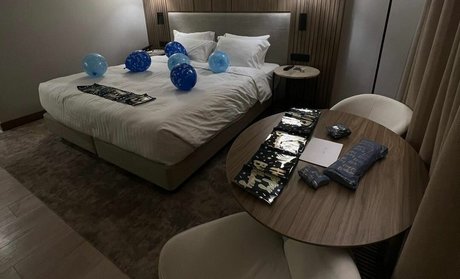 Lily Mcalpine hot pornstar photos