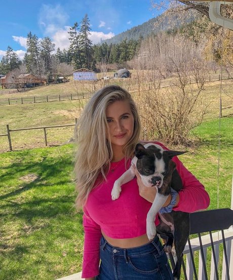 Aimee Eline exclusive model galleries