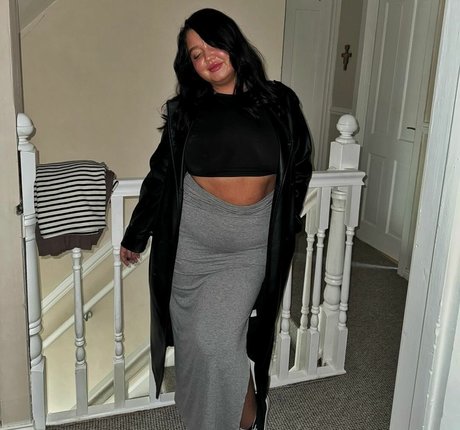 caravernon high quality model image