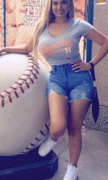 Sekzzibunnie beautiful model photo