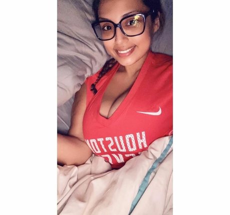 Sekzzibunnie free star pic