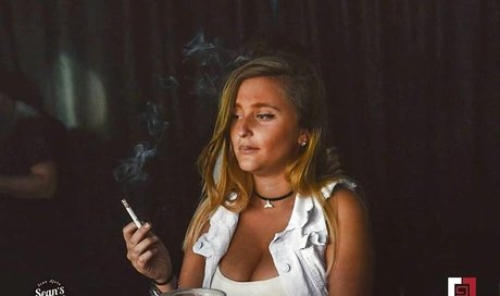 Luan Raviv porn star pics