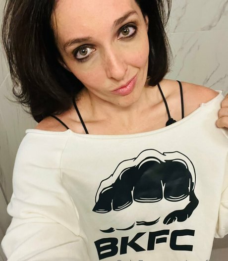 avafiery xxx actress pics