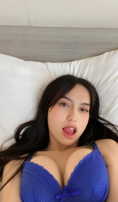 Emmavllryn model pornographic img