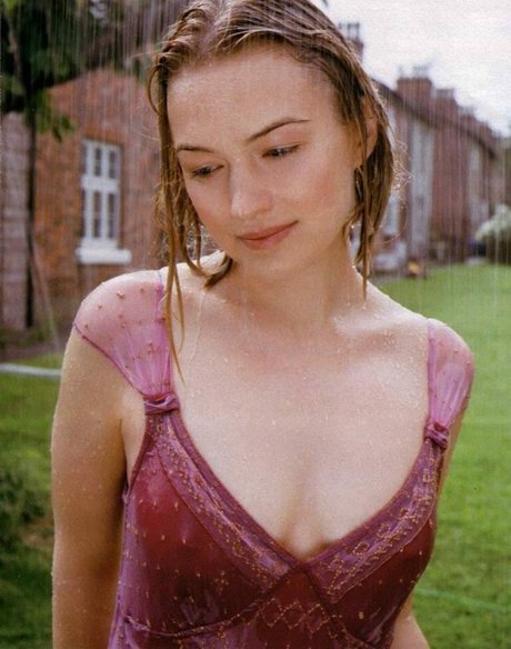 Sophia Myles model porn photos