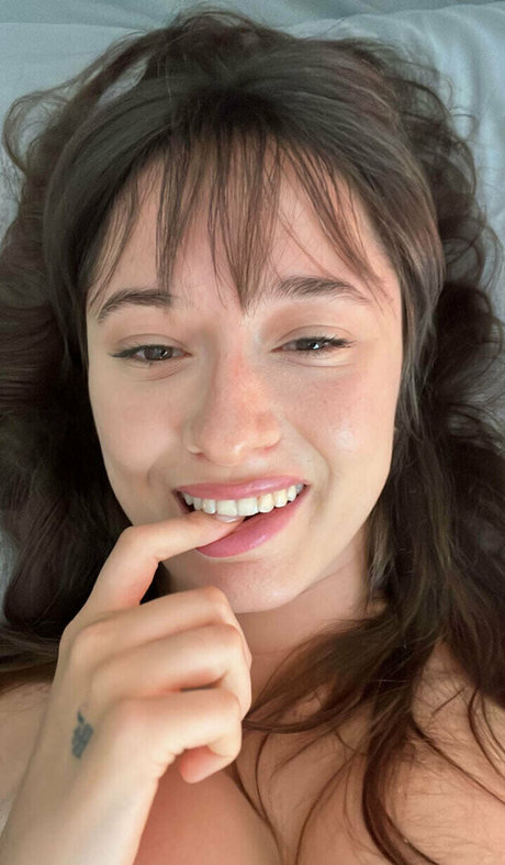 sasha araki pornstar nude photos