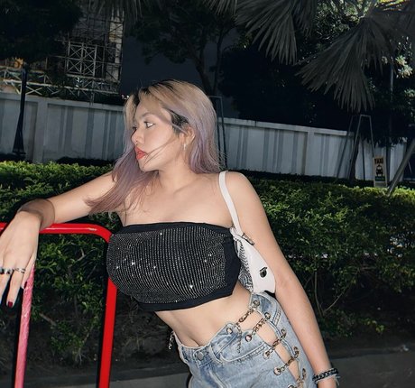 Zareena adult model pics