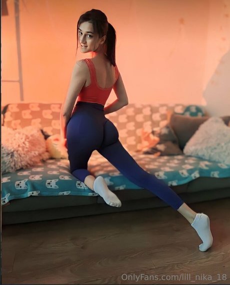 lill nika 18 naked actress gallery