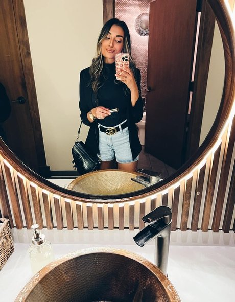 Zia Natasha Lehman nice star pictures