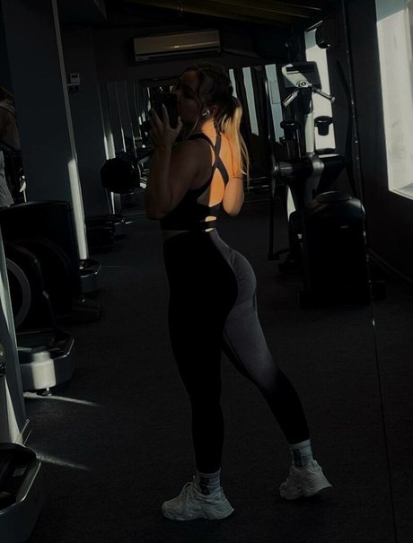 Charevna star nude pictures