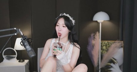 25 onlyfans free naked pics