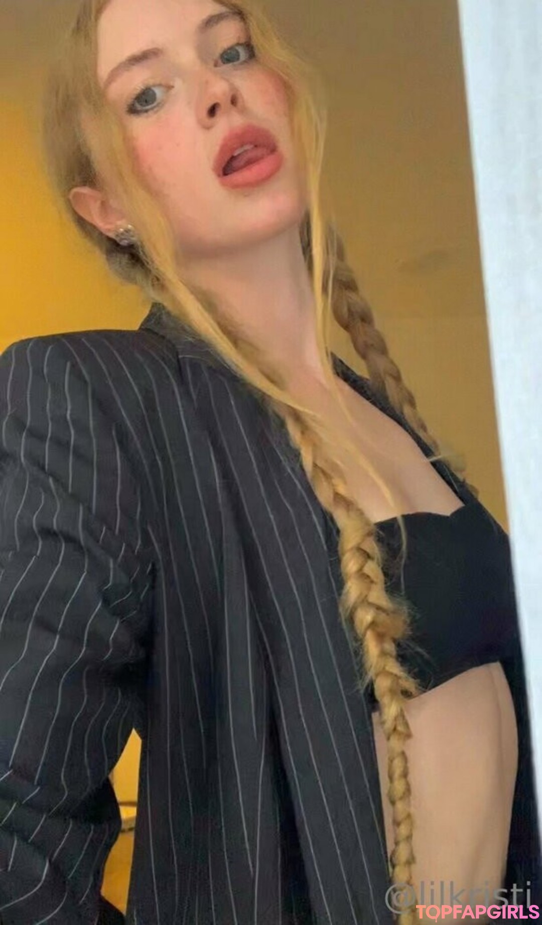 lilkristi high quality pornstar photo