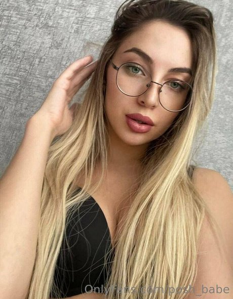 posh babe star image