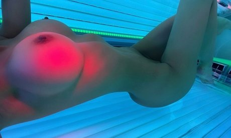 Renate Carina star perfect picture