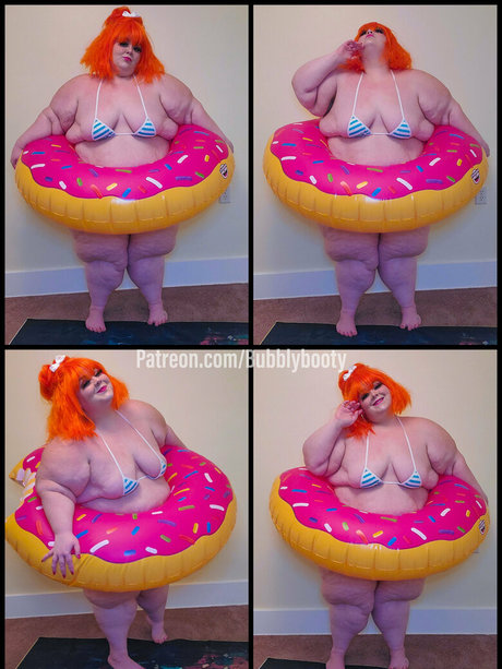 bubblybooty model hot image