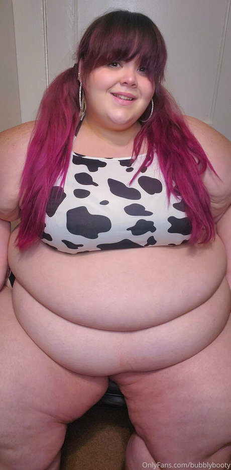 bubblybooty nude star img