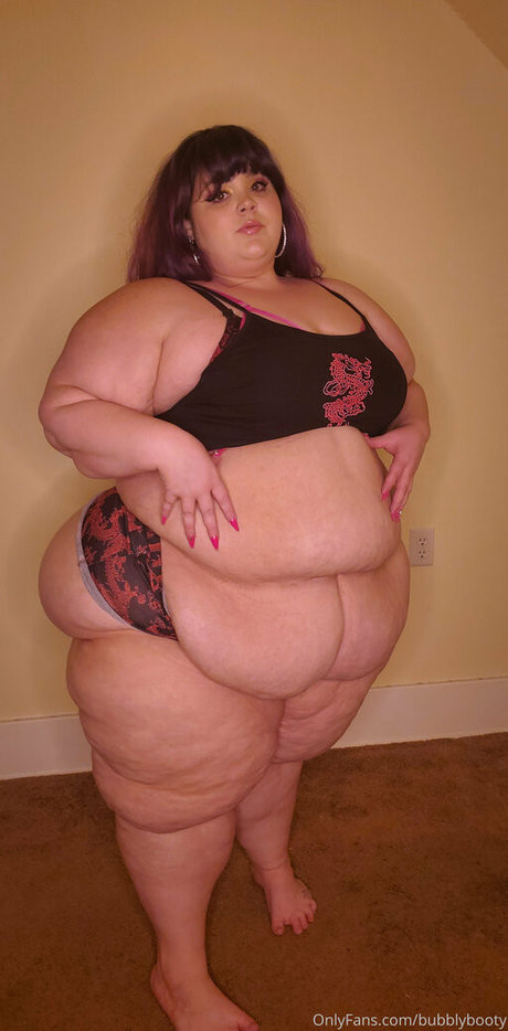 bubblybooty star hot pic