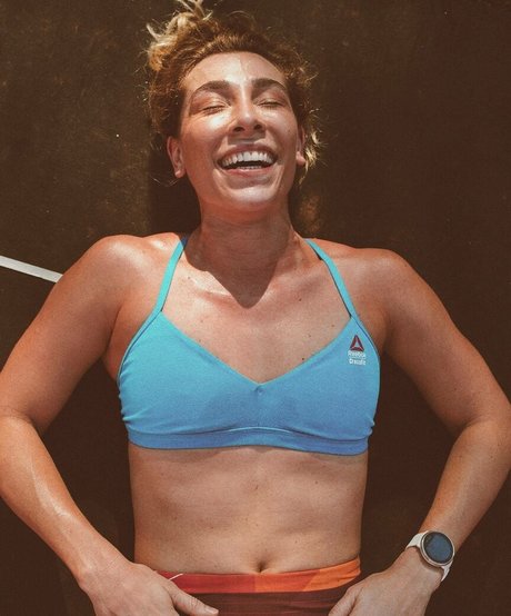 Naty Graciano nude actress pictures