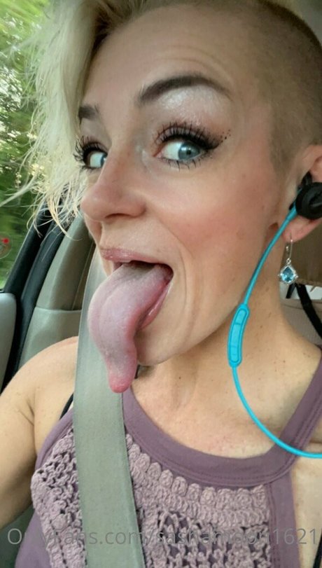 sashamoon1621 pornstar high quality images