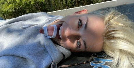 sashamoon1621 xxx star pictures