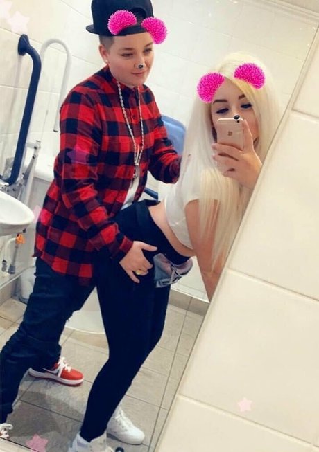 reallesbiansx model top galleries