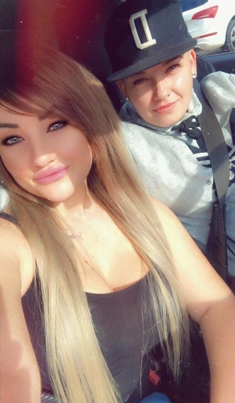 reallesbiansx pornstar adult img